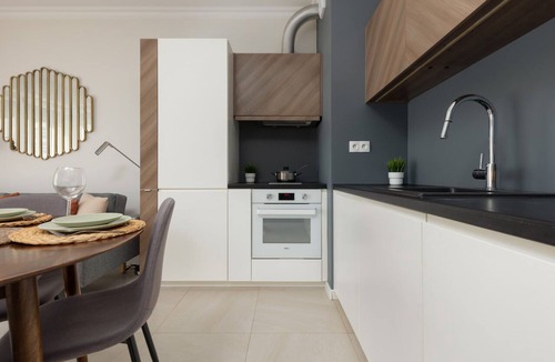 Goclaw Apartment | Comfortable Apartment | Garage | Next to the Park on Lake Balaton