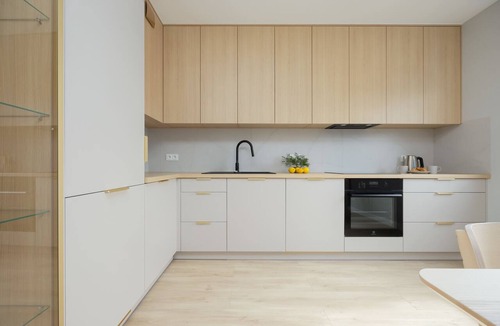 Praga Poludnie Apartment | Comfortable Apartment for 6 Persons | Parking | Balcony