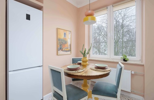 Grochow Apartment | Comfortable Apartment with Bedroom | Close to Public Transport