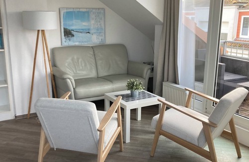Groemitz Apartment | Comfortable apartment with 2 bedrooms, balcony, WiFi, renovated in 2016