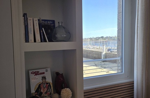 L'Aber Vrac'h Apartment | Comfortable apartment with an incredible sea view