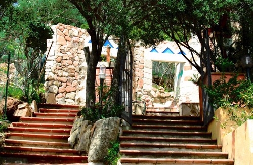 Solanas House | Comfortable apartment with private terrace near the sea, near Villasimiu