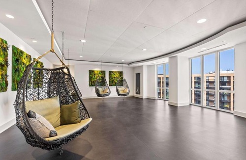 Crystal City Apartment | Comfortable Apartment with Top Amenities