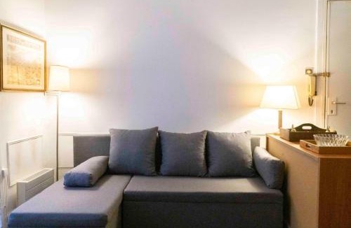 Porte-Saint-Martin Apartment | Comfortable apartment with beautiful brightness