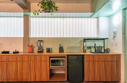 Benito Juarez Apartment | Comfortable Apt. w/Terrace & Lovely Lighting 101