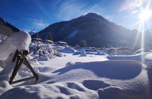 Aschau bei Kirchberg House | Comfortable double room with sofa bed - Hotel Aschauer Hof