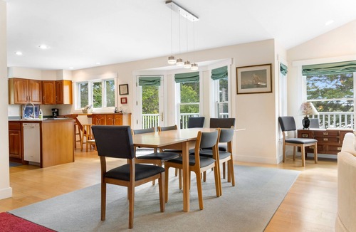 Seal Cove House | Comfortable bayfront home with beautiful views, large deck & on-site tennis