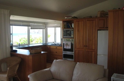 Taupo Bay House | Comfortable beachfront house at Taupo Bay.