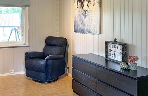 Bograngen House | Comfortable, bright cottage with good conditions for outdoor activities.