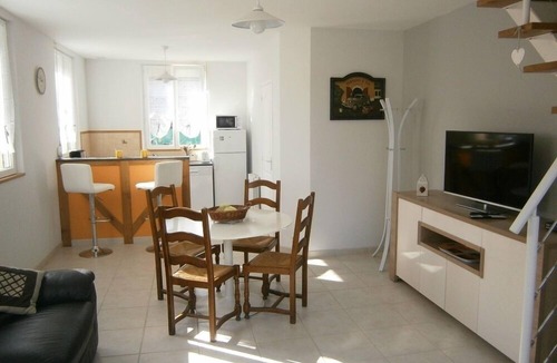 Sennecey-le-Grand Cottage | Comfortable cottage in SOUTH BURGUNDY
