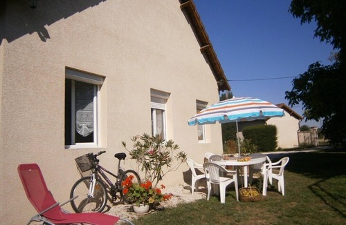 Sennecey-le-Grand Cottage | Comfortable cottage in SOUTH BURGUNDY