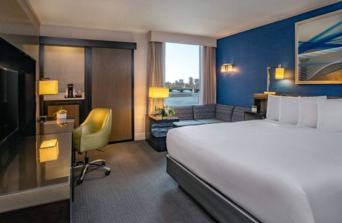 East Cambridge Hotel | Comfortable Cambridge Room w/River Views & Indoor Pool - MIT Nearby
