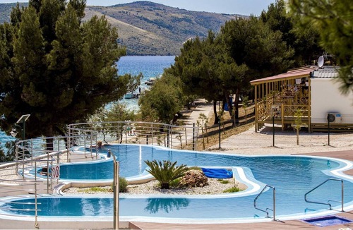 Seget Vranjica Ski Chalet | Comfortable chalet with 2 bathrooms, Trogir at 6km