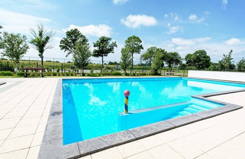 West-Graftdijk House | Comfortable chalet located in the Polder