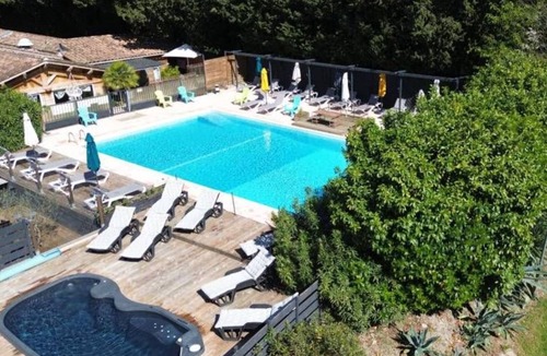 Paluds de Noves Ski Chalet | Comfortable chalet for 6