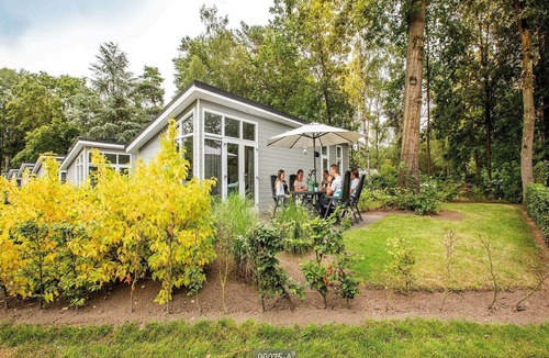 Ede Ski Chalet | Comfortable chalet in De Veluwe
