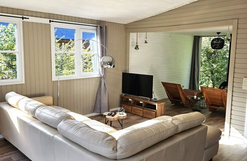 Bohon Ski Chalet | Comfortable chalet in the heart of nature, near Durbuy center. Dogs allowed