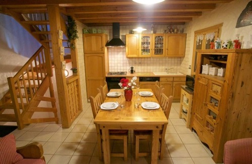 Les Gets Ski Chalet | Comfortable chalet with sauna, WiFi, and private parking