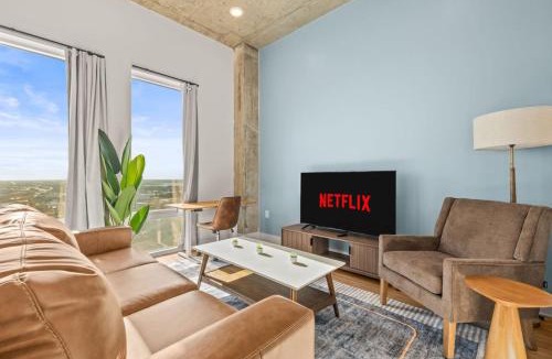 Channel District Apartment | Comfortable Channelside 1BR w/Great Perks