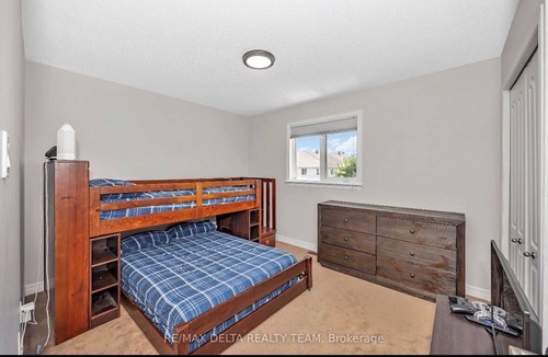 Cardinal Creek House | Comfortable, chic, 4 beds house in Orleans, calm, family oriented neighbourhood.