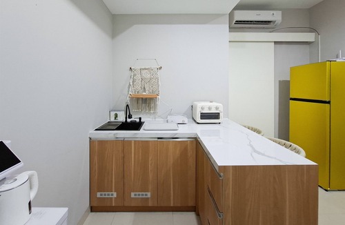 Serpong Apartment | Comfortable Classic Beige 1Br At Apartment The Ayoma