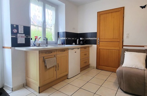 Blois House | Comfortable cottage, close to the historic center of Blois and Loire by bike.