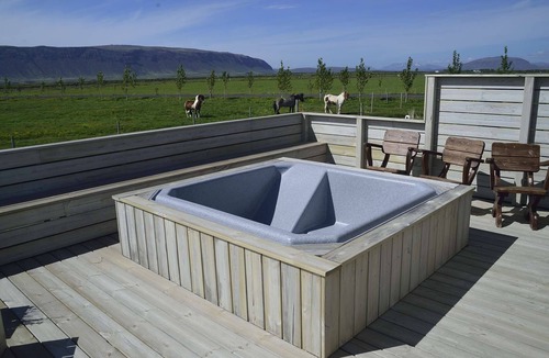 Selfoss House | Comfortable cottage in South Iceland with Hot-Tub for max. 5 people