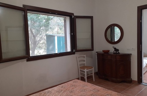 Villaggio delle Mimose Villa | Comfortable country house with garden and private pool, 4km from Solanas beach.