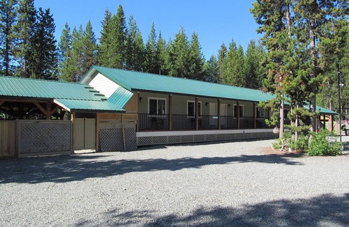 Okanagan-Similkameen Apartment | Comfortable, cozy 1 bedroom suite