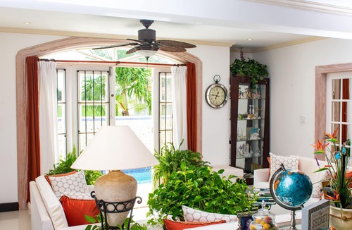 Warners Apartment | Comfortable, cozy, King Bedroom Suite in a lovely private residence