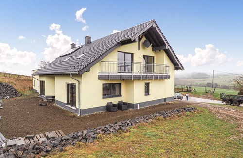 Kelberg Apartment | Comfortable vacation apartment with beautiful view over the countryside.