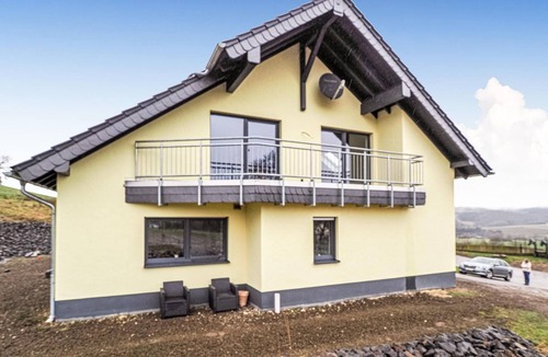 Kelberg Apartment | Comfortable vacation apartment with beautiful view over the countryside.