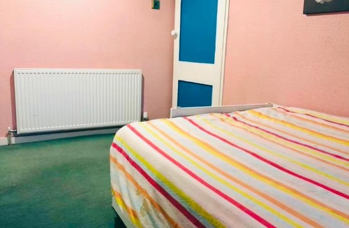 Greenwich House | Comfortable Double Room in Plumstead Common