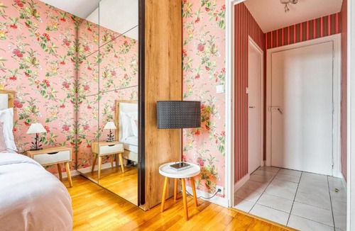 Angers Apartment | Comfortable duplex - In the Heart of Angers for 8