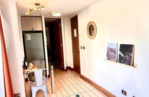 Apoquindo House | Comfortable, equipped stay in a prime area