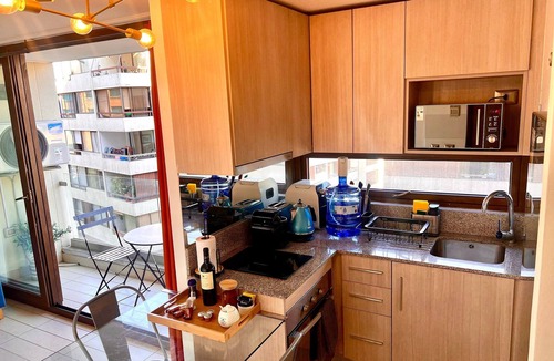 Apoquindo House | Comfortable, equipped stay in a prime area