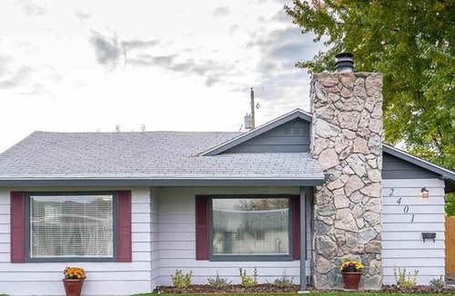 South Richland House | Comfortable Executive or Short Term Rental