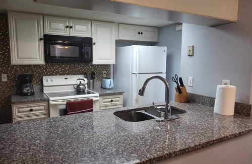 Royal Palm Bay Condo | Comfortable first floor condo very close to Disney/Theme parks