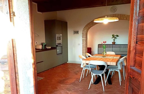 Bollano Apartment | Comfortable Flat in Asciano, air conditioning, garden with gazebo, pool, P