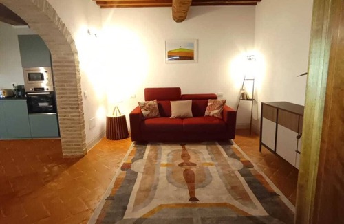 Bollano Apartment | Comfortable Flat in Asciano, air conditioning, garden with gazebo, pool, P