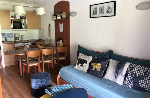 La Mongie Apartment | Comfortable apartment at the foot of the slopes, swimming pool and sauna.