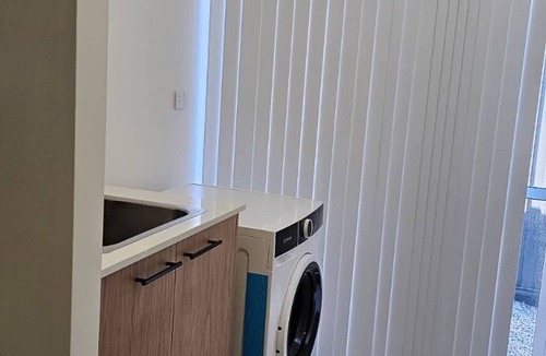 Byford House | Comfortable Getaway for Families & groups