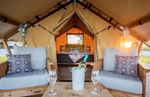 Cassville Other | Comfortable Glamping Tent with Fire Pit and Stream Access Near Mark Twain National Forest in Missouri