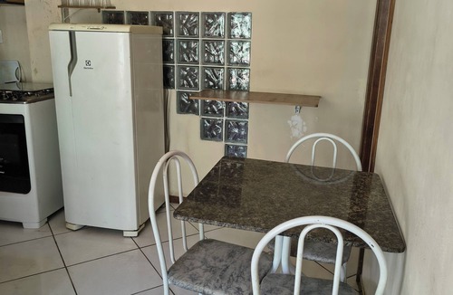 Ilha dos Bentos Apartment | Comfortable ground-floor apartment facing the street, 10 minutes from the beautiful Itaparica beach.