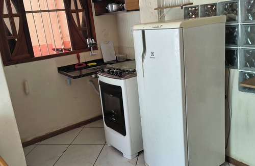 Ilha dos Bentos Apartment | Comfortable ground-floor apartment facing the street, 10 minutes from the beautiful Itaparica beach.