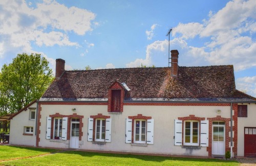 Soings-en-Sologne Cottage | Comfortable house in Sologne with pets allowed and large garden