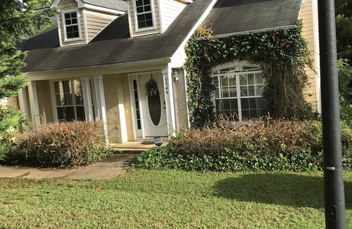 Lithonia House | Comfortable Haven away from the city (no less than 30 day rental required)