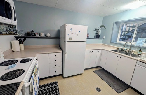 Comox House | Comfortable Home in the Comox Valley