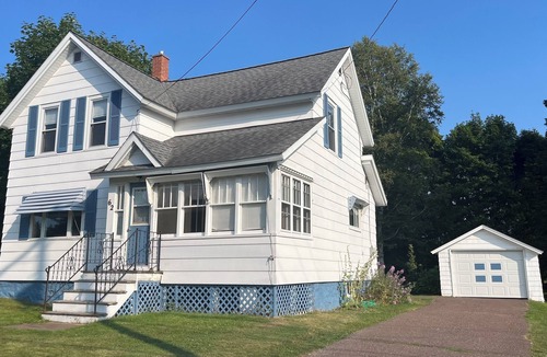 Mohawk House | Comfortable home in the heart of the Keweenaw!