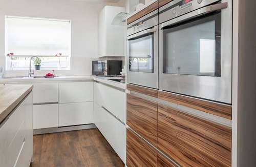 Basildon House | Comfortable home | Langdon Hills - Pass the Keys